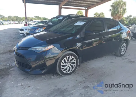 2017 Toyota Corolla Le z USA, uszkodzony, nr VIN 2T1BURHE6HC818688